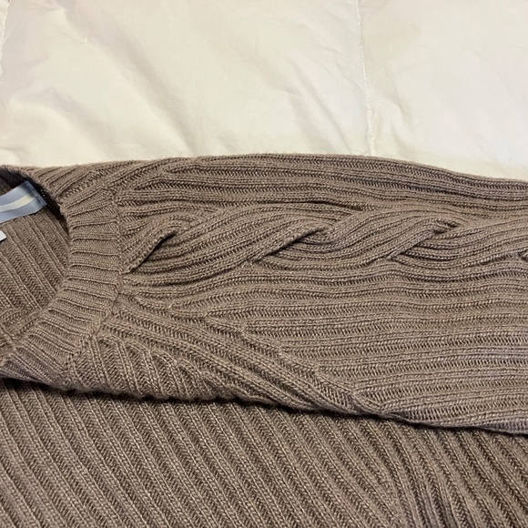 Taupe colour stylish sweater - Picture 3 of 8